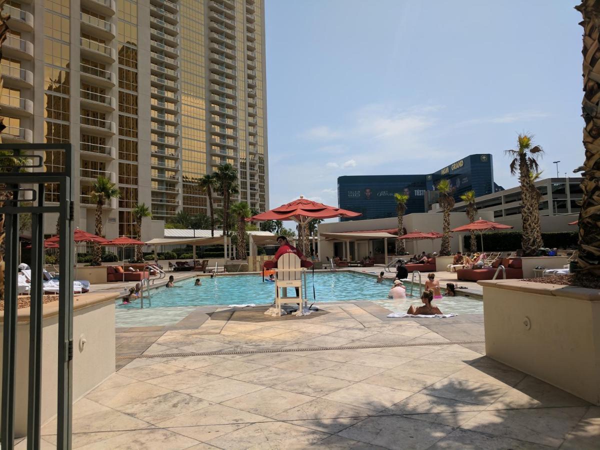 Strip & Sphere View - Separate Living Room - 2 Full Bath - Full Kitchen - Balcony - 900 Sqft - Mgm Signature Λας Βέγκας Εξωτερικό φωτογραφία