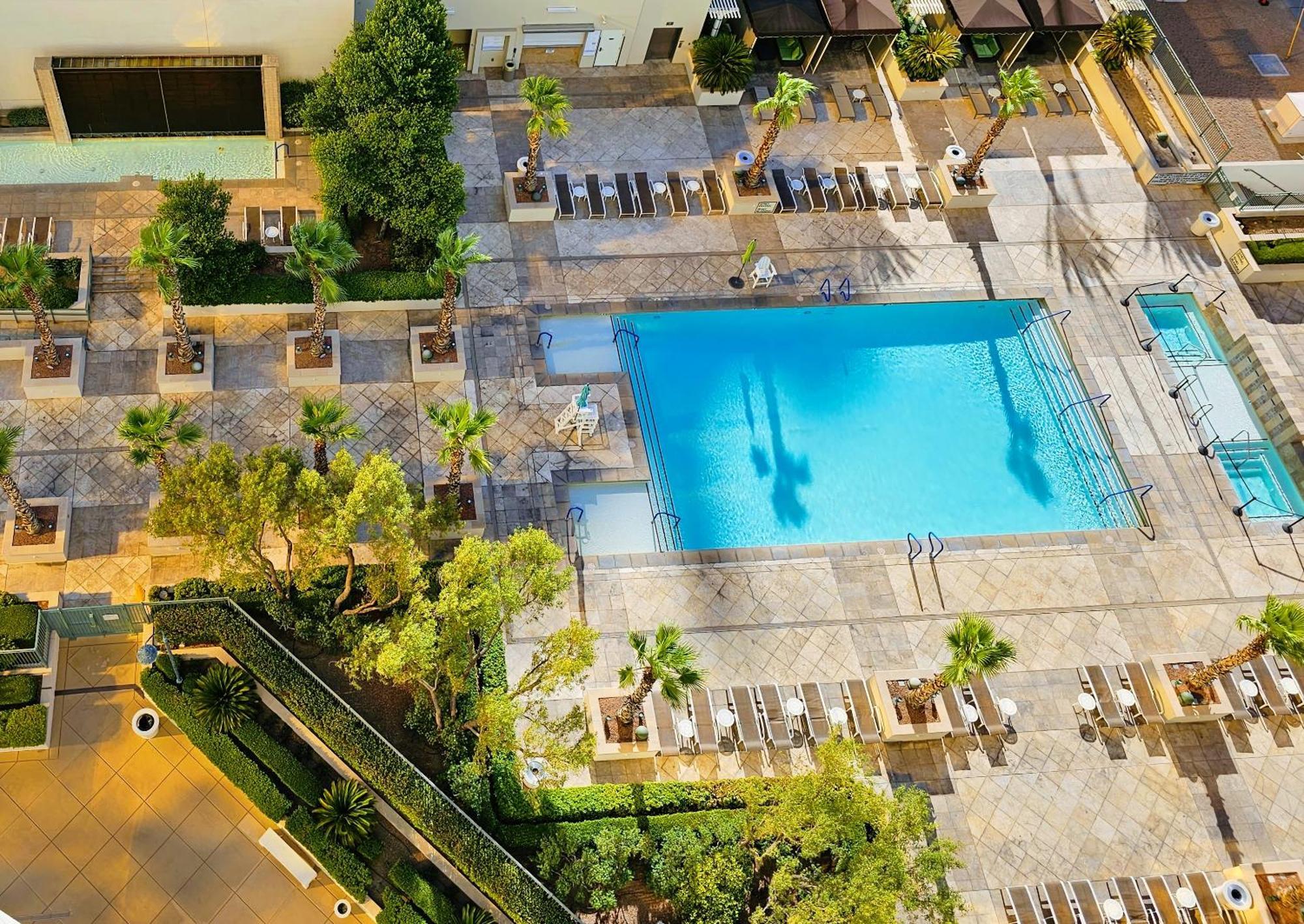 Strip & Sphere View - Separate Living Room - 2 Full Bath - Full Kitchen - Balcony - 900 Sqft - Mgm Signature Λας Βέγκας Εξωτερικό φωτογραφία